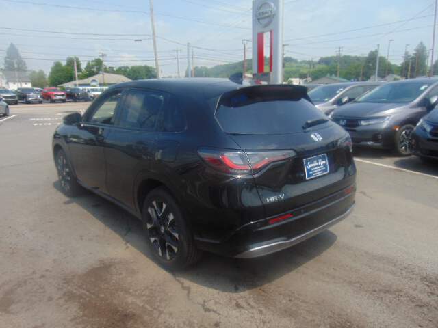  2026 Honda HR-V Image: 1