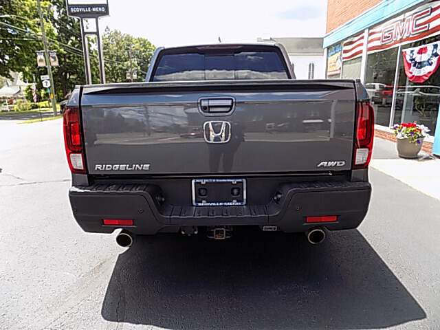  2023 Honda Ridgeline Image: 3