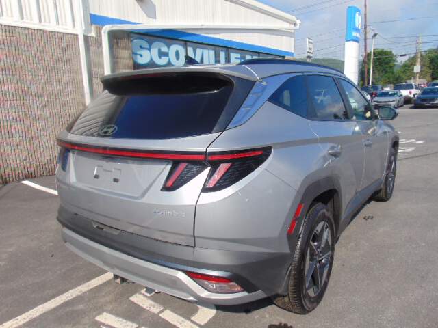  2025 Hyundai Tucson Image: 4