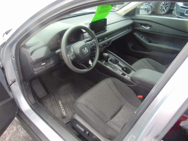  2025 Honda Accord Image: 6