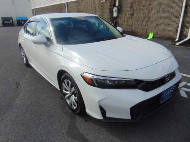  2025 Honda Civic Image: 2