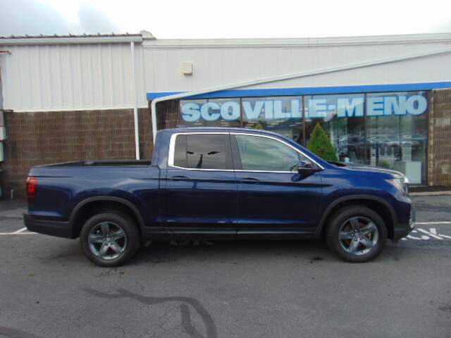  2023 Honda Ridgeline Image: 3