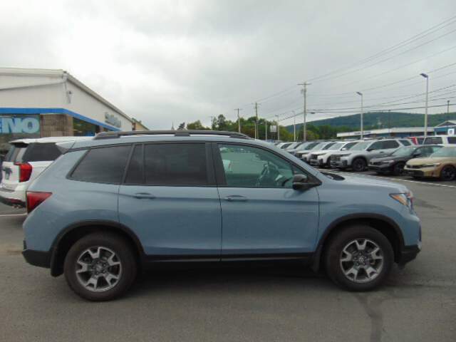  2023 Honda Passport Image: 3